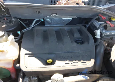 2015 Jeep Compass Latitude из США, поврежденный, VIN 1C4NJCEB0FD241346